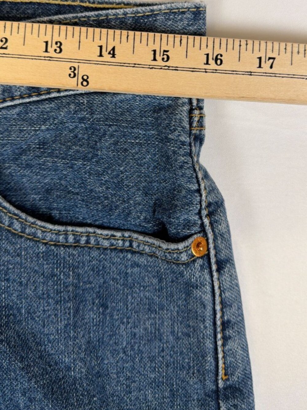 Levi's Men's 31 505 Straight Fit Denim Jean Shorts Blue Retro Cotton - Picture 7 of 7